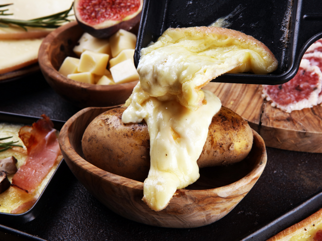 Käsereibesichtigung mit Raclette Plausch