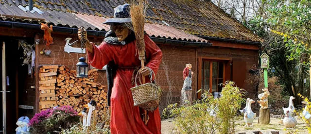 Häxehüüsli Reinach und Museum für Musikautomaten Seewen