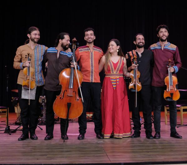 Viento Sur Ensamble - Cantos Sagrados