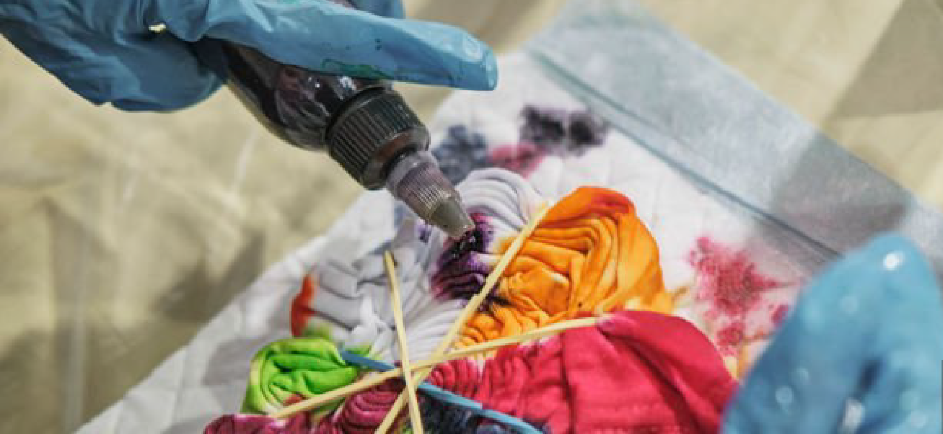Laboratorio creativo: Tie-dye, color y experimentación